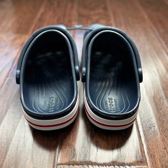 Crocs Men's and Women's Bayaband Clogs | Slip On Shoes | Waterproof Sandals NWT - Picture 3 of 7